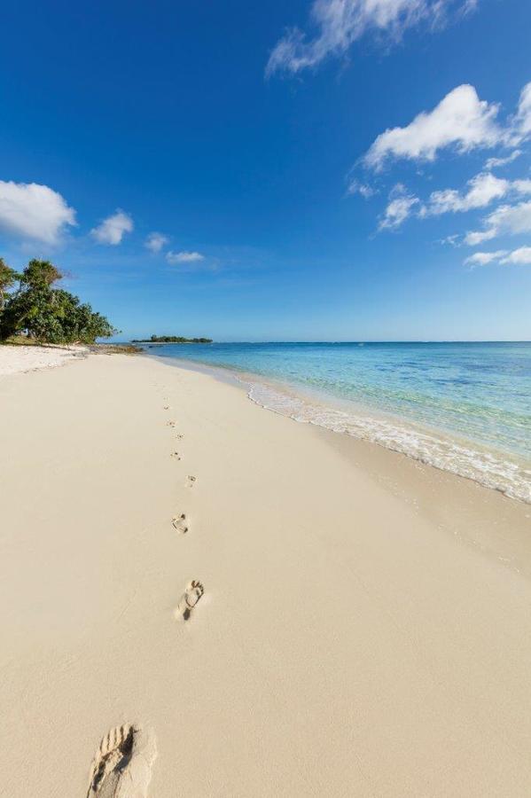 Eratap Beach Resort Port Vila Bagian luar foto